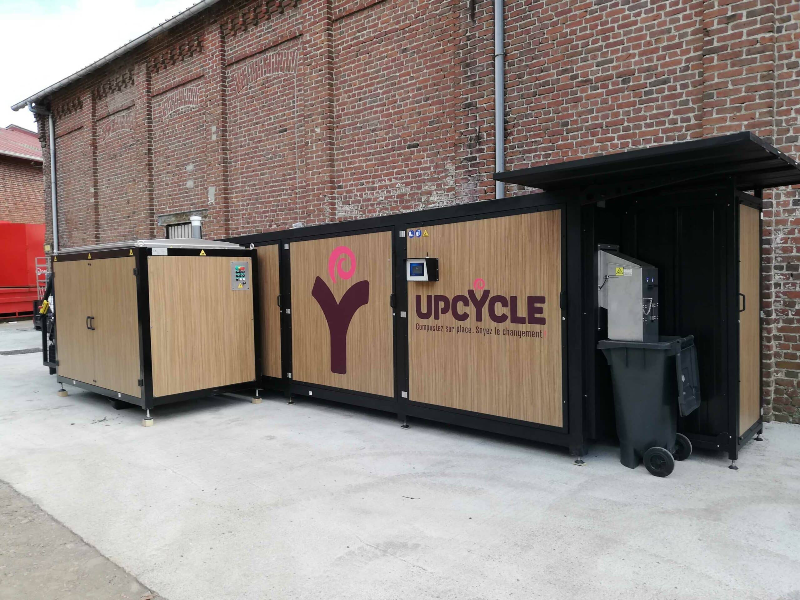 Composteur D330 avec Broyeur L installé à Lille entreprise d'insertion compostage biodéchets