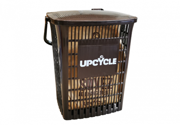 https://www.upcycle.org/wp-content/uploads/2023/10/Bioseau-ajoure-10L-Upcycle-3-628x438.png